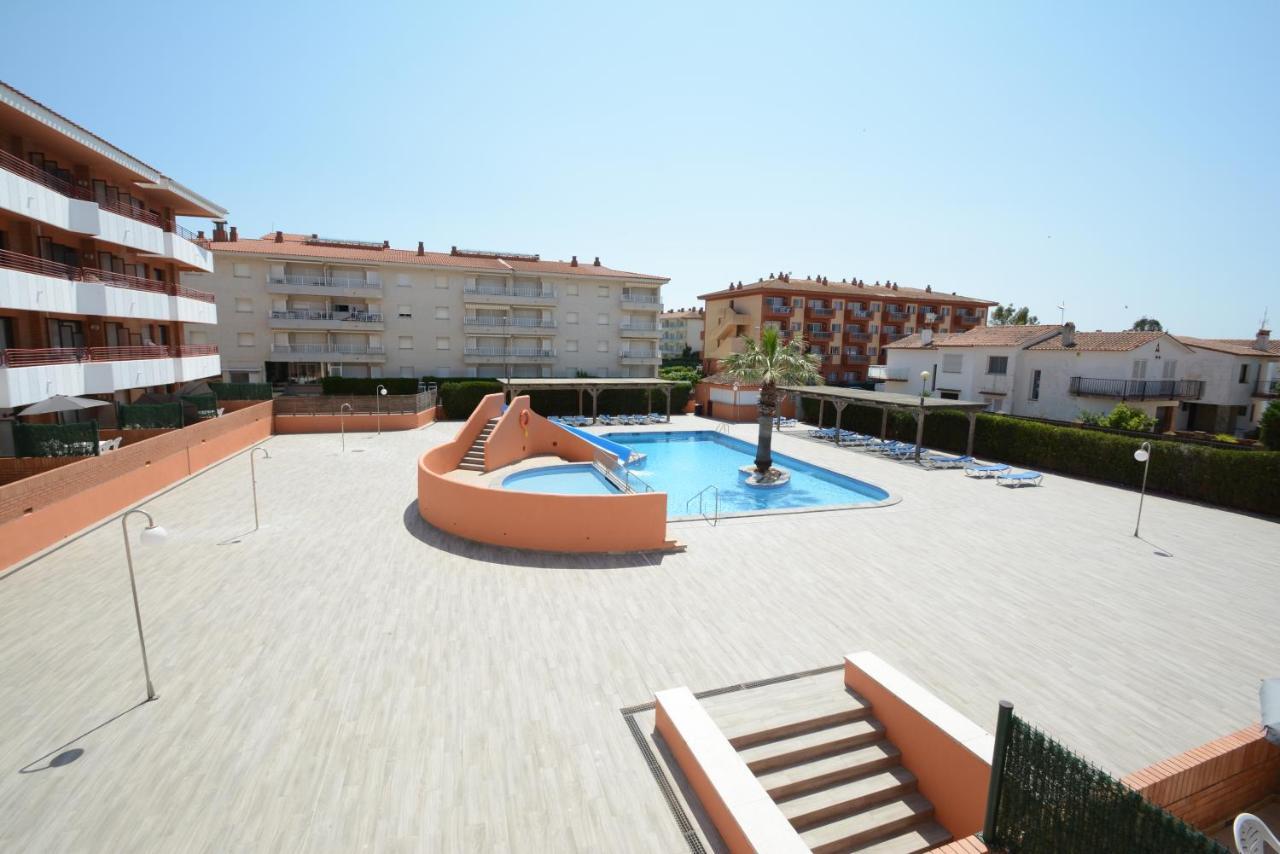 ל'אסטרטיט Apartamentos Familiares Sa Gavina Estartit מראה חיצוני תמונה