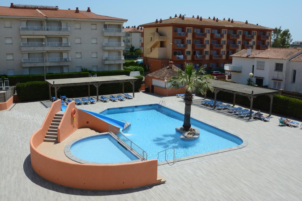 ל'אסטרטיט Apartamentos Familiares Sa Gavina Estartit מראה חיצוני תמונה