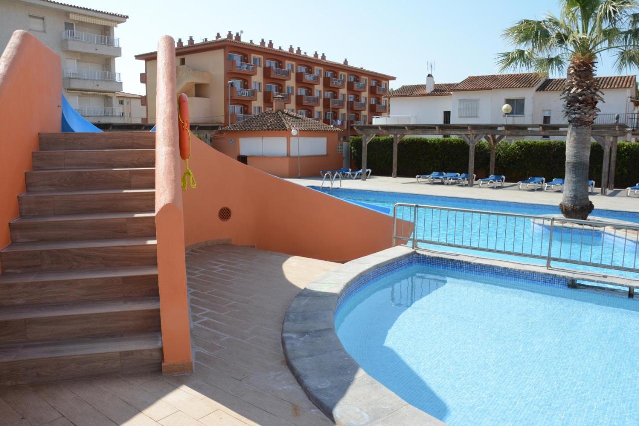 ל'אסטרטיט Apartamentos Familiares Sa Gavina Estartit מראה חיצוני תמונה