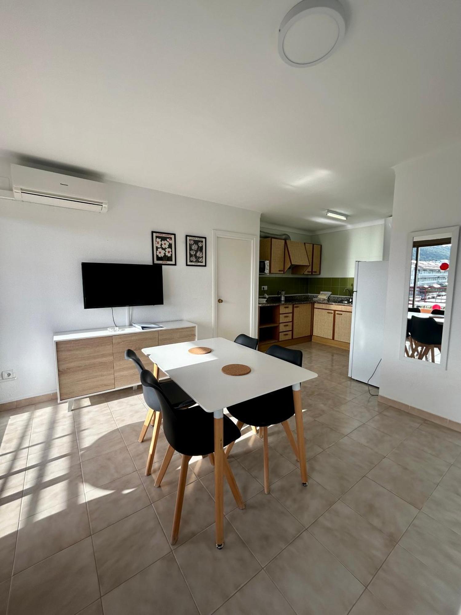 ל'אסטרטיט Apartamentos Familiares Sa Gavina Estartit מראה חיצוני תמונה